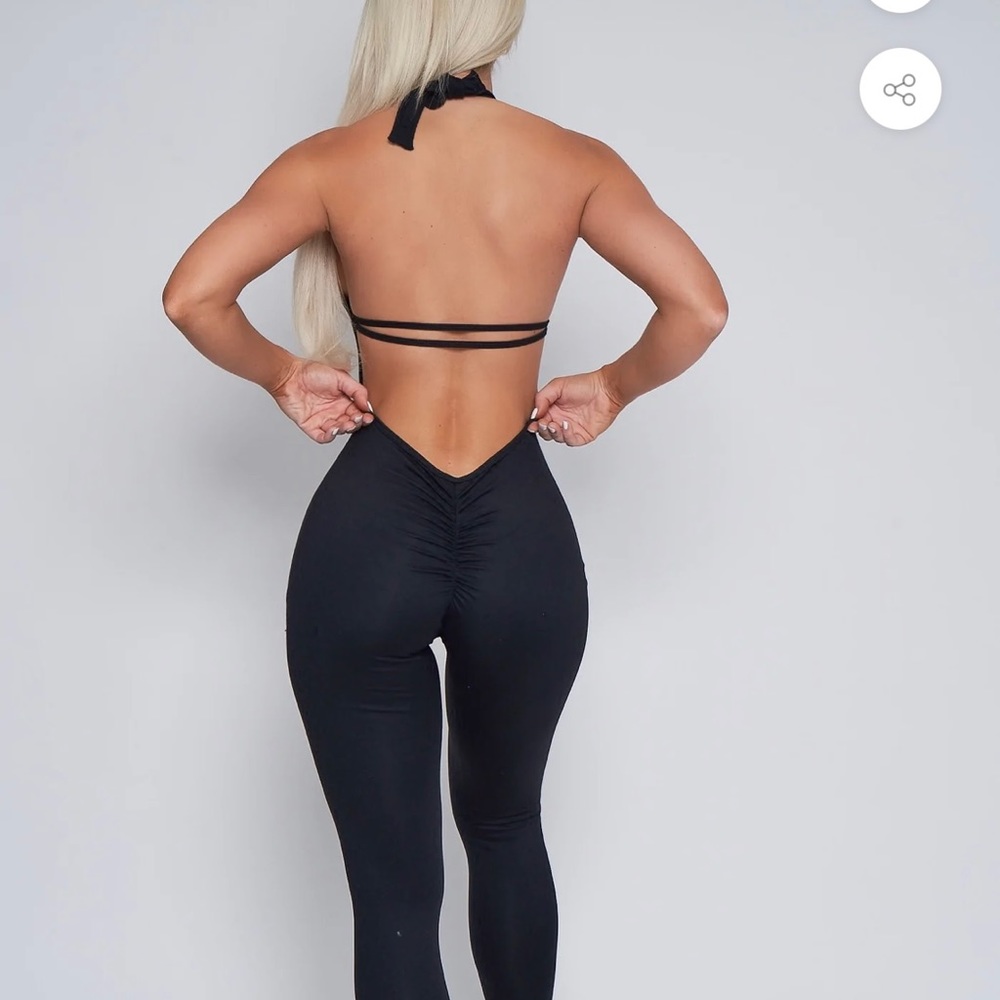 I got this one from pcheebum but unfortunately is to big on me  Not gymshark